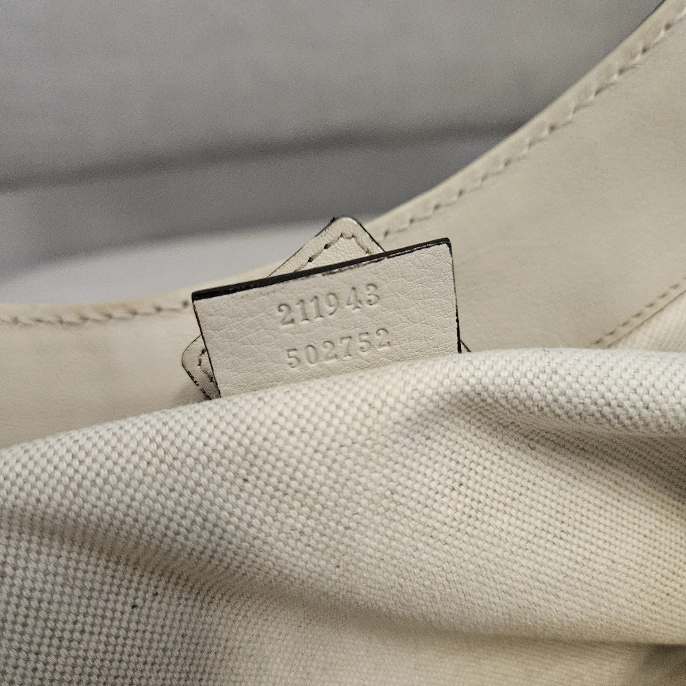 Gucci Sukey Large tote with detachable interlocking G charm - Picture 8 of 8